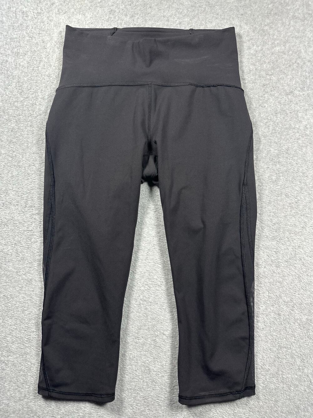 Lululemon Train Times Crop 17" Black Size 6 High Rise Luxtreme EUC